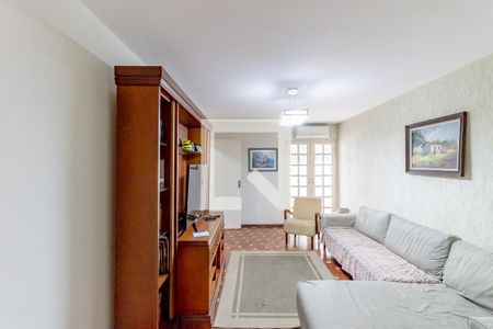 Sala de TV de casa à venda com 4 quartos, 500m² em Indianópolis, São Paulo