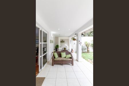 Casa à venda com 500m², 4 quartos e 7 vagas Casa à venda com 500m², 4 quartos e 7 vagasVaranda da Sala