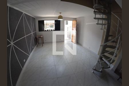 Sala  de casa para alugar com 4 quartos, 130m² em Barra Funda, São Paulo