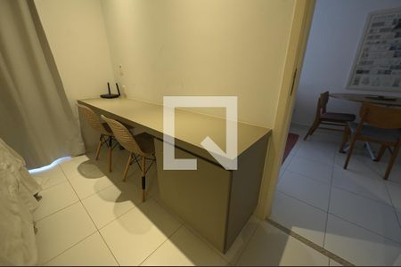Quarto  de kitnet/studio para alugar com 1 quarto, 55m² em Jardim Goiás, Goiânia