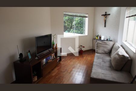 Sala de casa à venda com 3 quartos, 200m² em Vila Galvão, Jundiaí