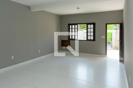 Sala de casa para alugar com 3 quartos, 270m² em Taquara, Rio de Janeiro