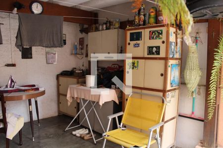 Casa à venda com 250m², 2 quartos e 2 vagasÁrea de Serviço