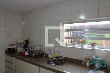 Casa à venda com 250m², 2 quartos e 2 vagasCozinha