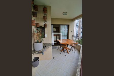 Varanda da Sala de apartamento à venda com 4 quartos, 152m² em Jardim Monte Kemel, São Paulo