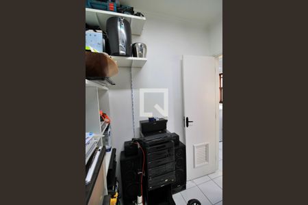 Apartamento à venda com 152m², 4 quartos e 4 vagas Apartamento à venda com 152m², 4 quartos e 4 vagasQuarto de Serviço