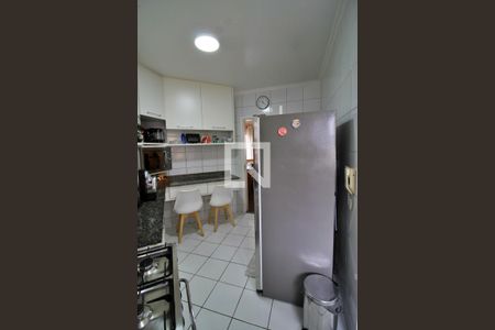 Apartamento à venda com 152m², 4 quartos e 4 vagas Apartamento à venda com 152m², 4 quartos e 4 vagasCozinha