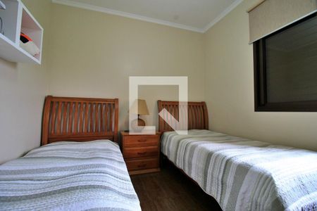 Apartamento à venda com 152m², 4 quartos e 4 vagas Apartamento à venda com 152m², 4 quartos e 4 vagasQuarto 2