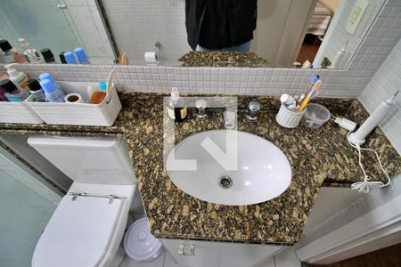 Apartamento à venda com 152m², 4 quartos e 4 vagas Apartamento à venda com 152m², 4 quartos e 4 vagasBanheiro