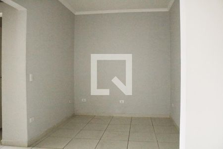 Sala de casa para alugar com 2 quartos, 80m² em Vila Nivi, São Paulo