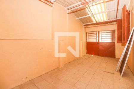 Garagem de casa à venda com 5 quartos, 330m² em São Geraldo, Porto Alegre