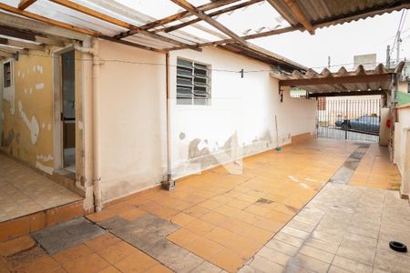 Casa à venda com 228m², 3 quartos e 5 vagas Casa à venda com 228m², 3 quartos e 5 vagasQuintal