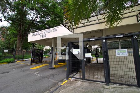 Apartamento para alugar com 73m², 3 quartos e 1 vaga Apartamento para alugar com 73m², 3 quartos e 1 vagaFachada e portaria