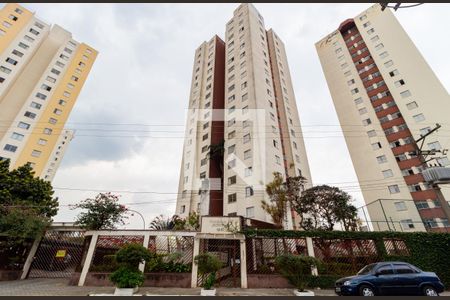 Apartamento para alugar com 62m², 2 quartos e 1 vaga Apartamento para alugar com 62m², 2 quartos e 1 vagaFachada