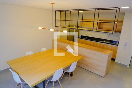 Studio para alugar com 31m², 1 quarto e sem vaga Studio para alugar com 31m², 1 quarto e sem vagaSalão de Festas