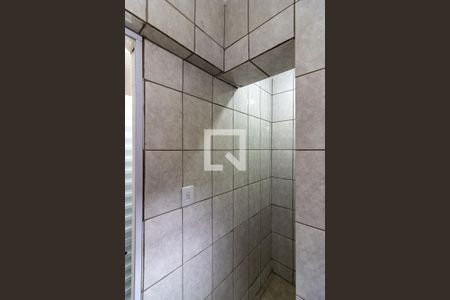 Casa para alugar com 100m², 2 quartos e 1 vaga Casa para alugar com 100m², 2 quartos e 1 vagaBanheiro