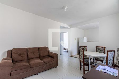 Sala de apartamento para alugar com 2 quartos, 56m² em Roçado, São José