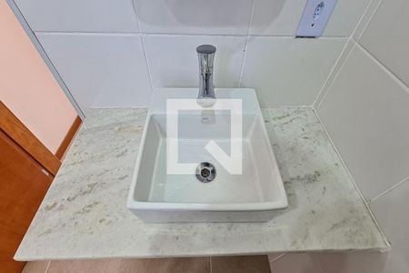 Apartamento para alugar com 77m², 2 quartos e 1 vaga Apartamento para alugar com 77m², 2 quartos e 1 vagaBanheiro Social