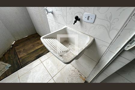 Casa para alugar com 40m², 2 quartos e 1 vaga Casa para alugar com 40m², 2 quartos e 1 vagaÁrea de Serviço