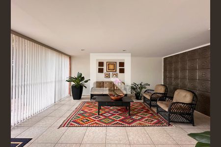 Apartamento à venda com 114m², 3 quartos e 2 vagasHall Social Bloco