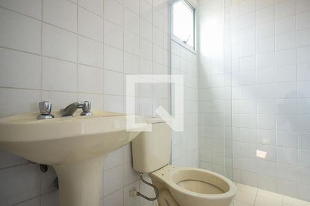Apartamento à venda com 64m², 2 quartos e 1 vaga Apartamento à venda com 64m², 2 quartos e 1 vagaBanheiro do Quarto 2