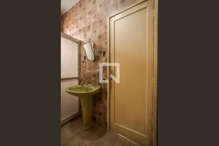 Casa à venda com 133m², 2 quartos e 2 vagas Casa à venda com 133m², 2 quartos e 2 vagasBanheiro