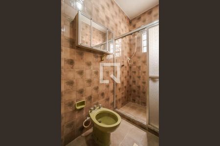 Casa à venda com 133m², 2 quartos e 2 vagas Casa à venda com 133m², 2 quartos e 2 vagasBanheiro