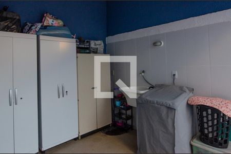 Casa de condomínio à venda com 230m², 3 quartos e 3 vagas Casa de condomínio à venda com 230m², 3 quartos e 3 vagasÁrea de serviço