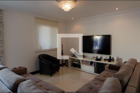 Casa de condomínio à venda com 230m², 3 quartos e 3 vagas Casa de condomínio à venda com 230m², 3 quartos e 3 vagasSala