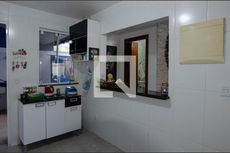 Casa de condomínio à venda com 230m², 3 quartos e 3 vagas Casa de condomínio à venda com 230m², 3 quartos e 3 vagasCozinha