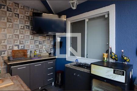 Casa de condomínio à venda com 230m², 3 quartos e 3 vagas Casa de condomínio à venda com 230m², 3 quartos e 3 vagasÁrea externa