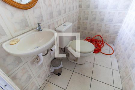 Casa à venda com 320m², 3 quartos e 10 vagas Casa à venda com 320m², 3 quartos e 10 vagasBanheiro 4 - Externo