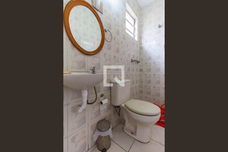 Casa à venda com 320m², 3 quartos e 10 vagas Casa à venda com 320m², 3 quartos e 10 vagasBanheiro 4 - Externo