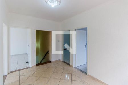 Casa à venda com 320m², 3 quartos e 10 vagas Casa à venda com 320m², 3 quartos e 10 vagasHall