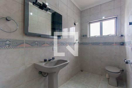 Casa à venda com 320m², 3 quartos e 10 vagas Casa à venda com 320m², 3 quartos e 10 vagasBanheiro da Suíte