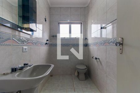 Casa à venda com 320m², 3 quartos e 10 vagas Casa à venda com 320m², 3 quartos e 10 vagasBanheiro da Suíte