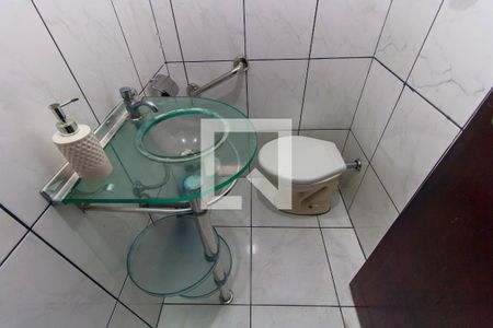 Casa à venda com 320m², 3 quartos e 10 vagas Casa à venda com 320m², 3 quartos e 10 vagasBanheiro 3