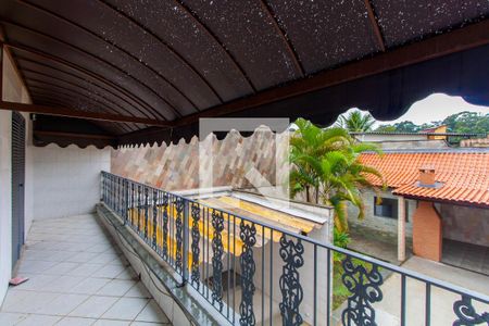 Casa à venda com 320m², 3 quartos e 10 vagas Casa à venda com 320m², 3 quartos e 10 vagasVaranda da Suíte