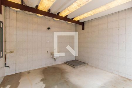 Casa à venda com 320m², 3 quartos e 10 vagas Casa à venda com 320m², 3 quartos e 10 vagasLavanderia