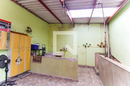 Casa para alugar com 100m², 2 quartos e 1 vagaÁrea de Serviço