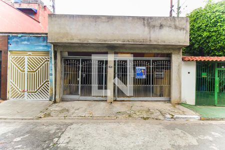 Casa para alugar com 100m², 2 quartos e 1 vagaFachada
