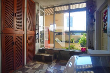 Apartamento à venda com 190m², 4 quartos e sem vagaÁrea de Serviço