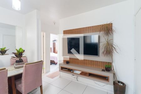 Sala de apartamento para alugar com 2 quartos, 50m² em Sítio Cercado, Curitiba