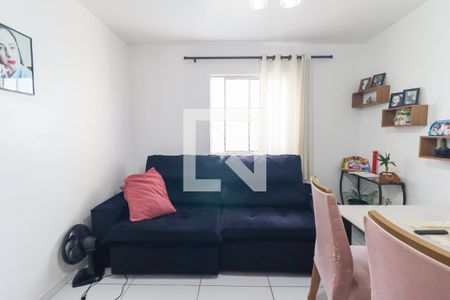 Sala de apartamento para alugar com 2 quartos, 50m² em Sítio Cercado, Curitiba