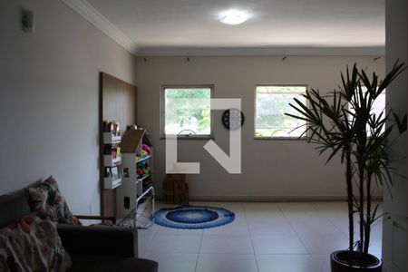 Casa à venda com 337m², 3 quartos e 5 vagasSala de estar
