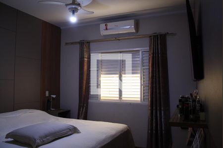 Casa à venda com 337m², 3 quartos e 5 vagasDormitório suíte 1