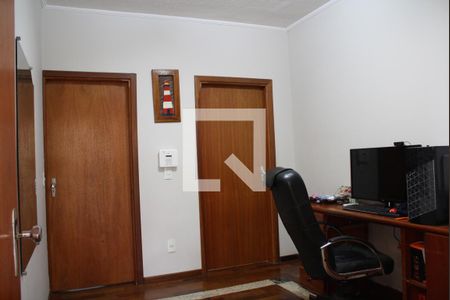 Casa à venda com 337m², 3 quartos e 5 vagasEscritório 2