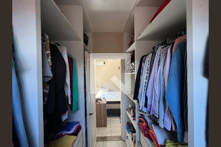 Casa à venda com 200m², 4 quartos e sem vagaCloset da suíte 1