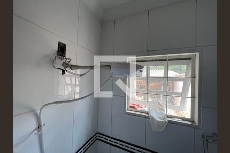 Casa à venda com 200m², 4 quartos e sem vagaChuveiro