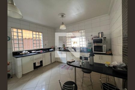 Casa à venda com 200m², 4 quartos e sem vagaCozinha